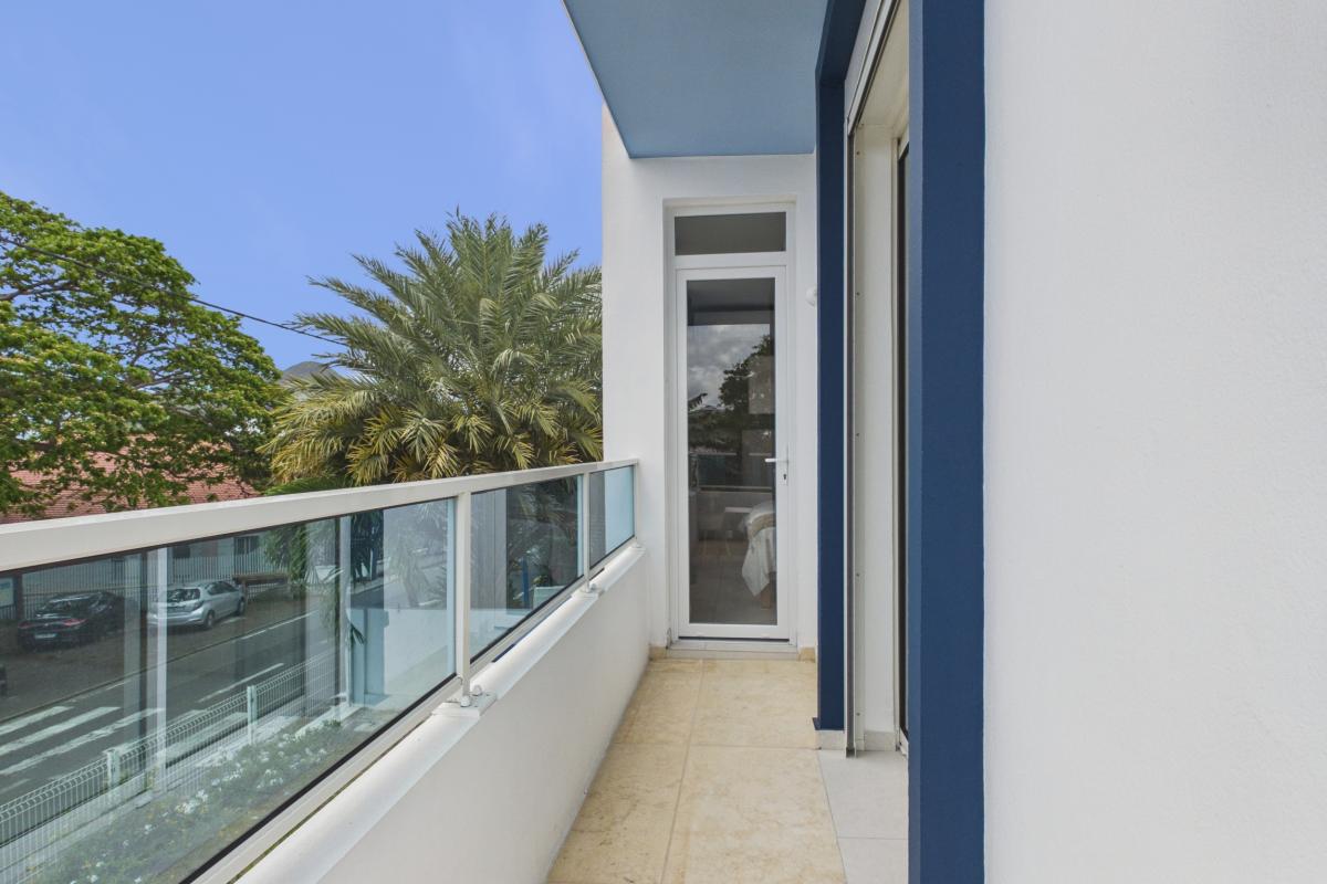 Location villa pied dans l'eau 4 chambres diamant - vue mer